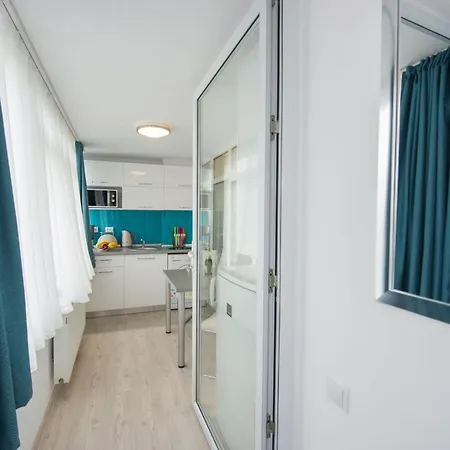 Superb Cismigiu Gardens With Panoramic View For 2 *